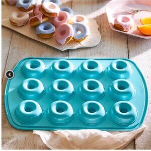 Pampered Chef Mini Donut Pan